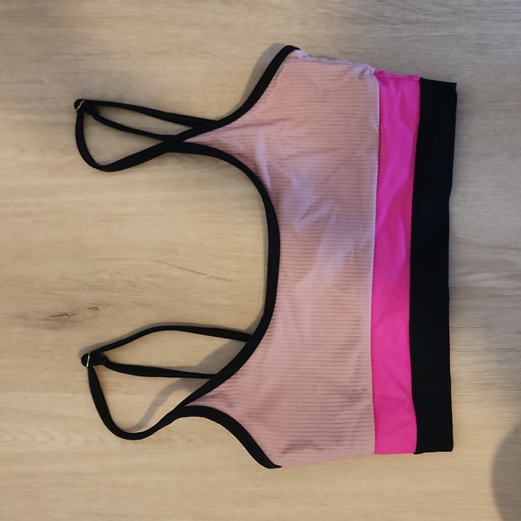 Beach Riot Bikini Top - Picture 3 of 6